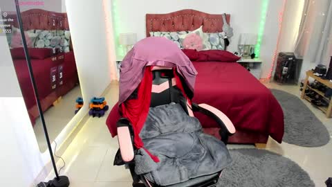 marie online show from 12-24-24, 05:34