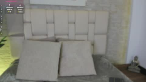 Snapshot of marie_miller_ chatting on 05-07-26, 12:43 M A R I E online show from 05-07-26, 12:43