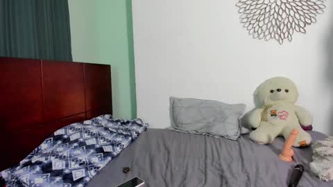 700 pm Washington time online show from 01-03-25, 04:11