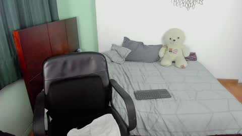 700 pm Washington time online show from 01-15-25, 12:19