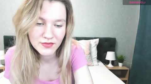 mariel_brown online show from 01-24-25, 08:02