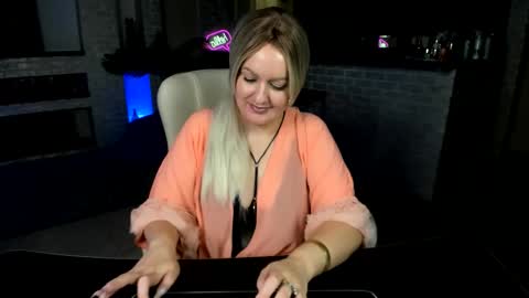 Snapshot of mariemlui chatting on 09-13-25, 07:08 mariemlui online show from 09-13-25, 07:08