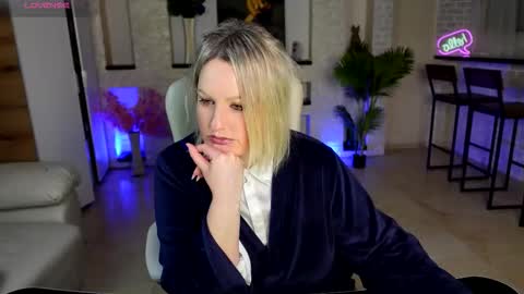 mariemlui online show from 03-20-26, 03:28