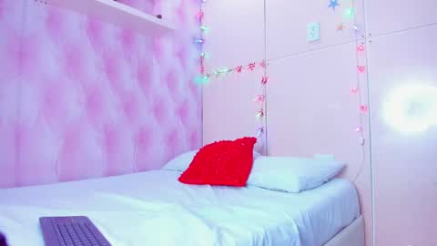 Marie online show from 12-24-24, 06:50