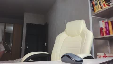 Marietta online show from 02-05-26, 02:11