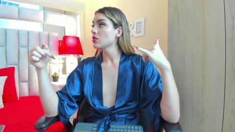 mariiahneedles online show from 01-08-25, 12:38