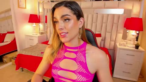 mariiahneedles online show from 01-16-25, 07:07