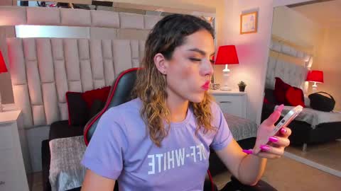 mariiahneedles online show from 02-11-25, 09:14