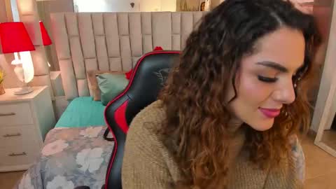 mariiahneedles online show from 10-11-25, 12:32