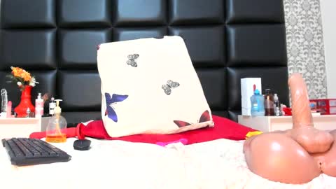 mariana online show from 02-13-25, 03:56