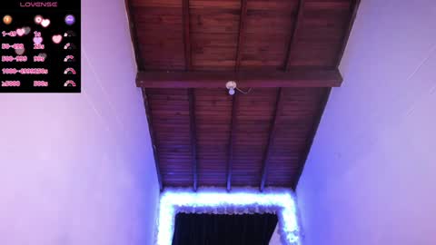 Mariana Hasper online show from 01-07-25, 01:28