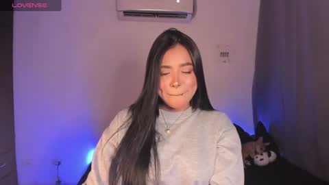 Mariana Hasper online show from 06-14-26, 10:23