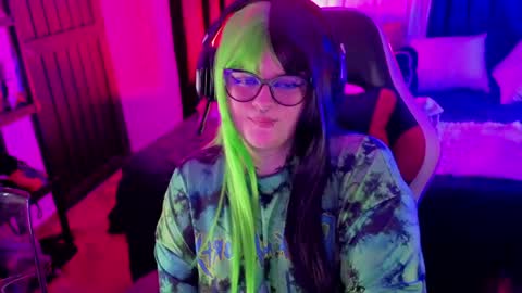 Snapshot of mariiana_velezz chatting on 04-16-26, 06:25 mariiana_velezz online show from 04-16-26, 06:25
