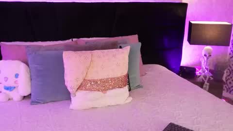 Mariana online show from 02-24-26, 06:06