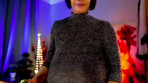 Nikita - Scroll down and read my bio please. New Pictures in Bio online show from 12-26-24, 09:33