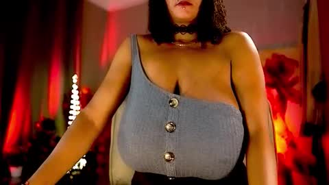 Nikita - Scroll down and read my bio please. New Pictures in Bio online show from 09-25-25, 07:12