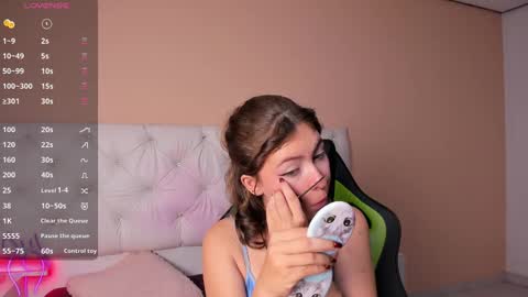 Snapshot of mariie_tayy chatting on 12-20-24, 12:08 mariie_tayy online show from 12-20-24, 12:08