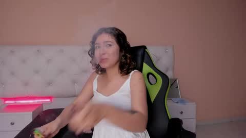 Snapshot of mariie_tayy chatting on 12-22-24, 08:14 mariie_tayy online show from 12-22-24, 08:14
