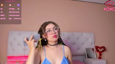 Snapshot of mariie_tayy chatting on 02-17-25, 08:15 mariie_tayy online show from 02-17-25, 08:15