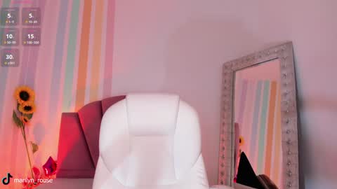 Snapshot of mariilyn_rouse_ chatting on 01-25-25, 12:17 Marilyn online show from 01-25-25, 12:17