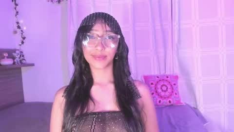 Snapshot of marijaneh chatting on 09-15-25, 09:53 Luna Dulk online show from 09-15-25, 09:53