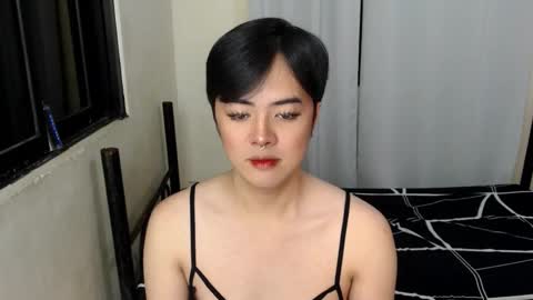 marikosue online show from 02-05-25, 01:33