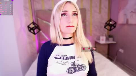 Mariluu  online show from 04-22-26, 02:07