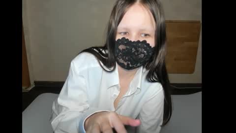 Dita online show from 09-22-25, 07:27