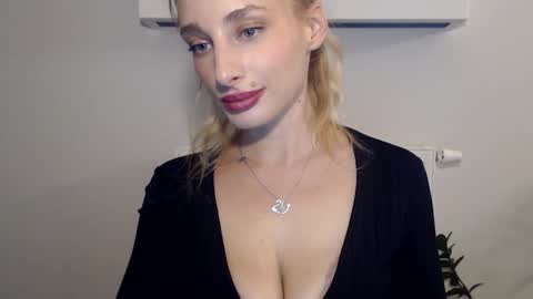 MarilynDevilish online show from 01-15-25, 07:12