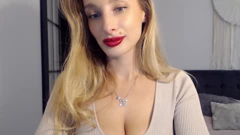 MarilynDevilish online show from 02-10-25, 03:53