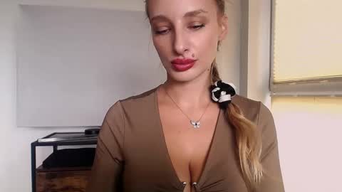 MarilynDevilish online show from 09-17-25, 07:32