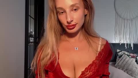 MarilynDevilish online show from 09-22-25, 03:03