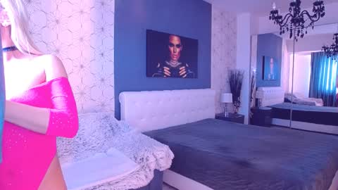 Snapshot of marimais chatting on 01-20-25, 07:36 Mary Mais online show from 01-20-25, 07:36