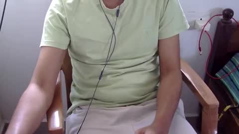 Snapshot of marinavine chatting on 02-09-25, 05:50 The SHY UncutBoy online show from 02-09-25, 05:50