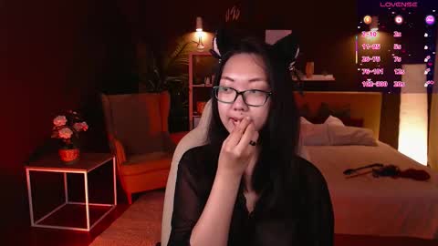 Marine  online show from 09-23-25, 02:09