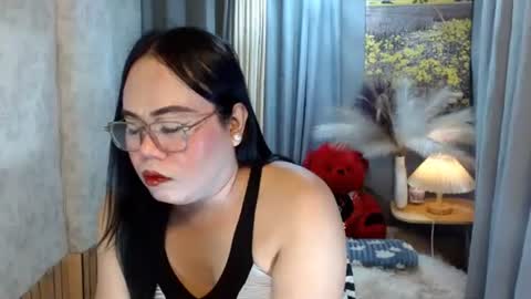 LEAH online show from 06-05-26, 06:02