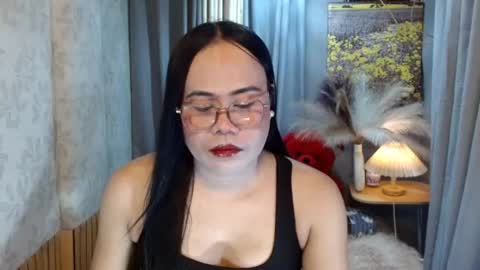 LEAH online show from 06-13-26, 02:04