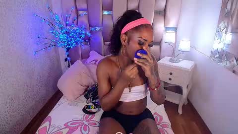 Nathaly online show from 11-15-25, 05:42