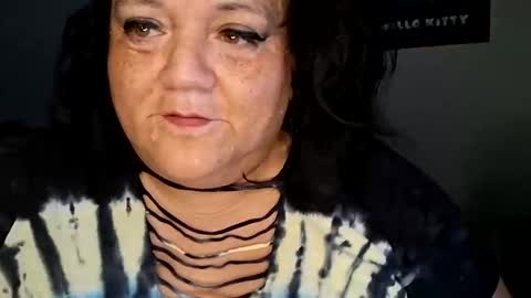 Snapshot of mariposalaluna chatting on 10-29-25, 02:14 mariposalaluna online show from 10-29-25, 02:14