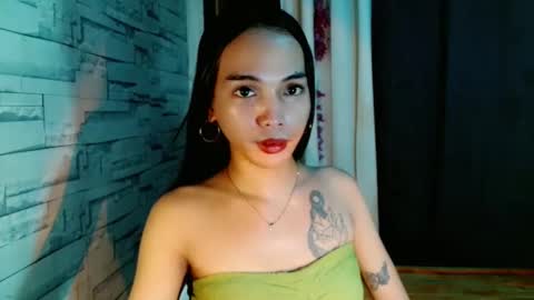 Snapshot of marishkafoxx chatting on 05-08-26, 10:53 marishka online show from 05-08-26, 10:53