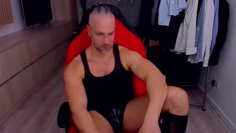 MarisMuscle online show from 02-25-26, 08:18