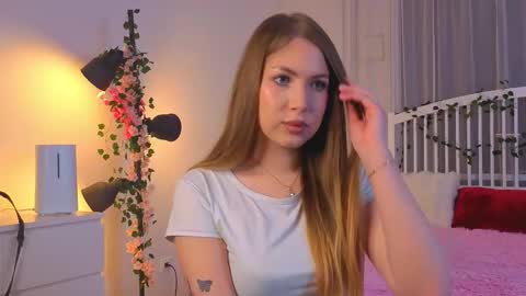 Alexandra online show from 03-11-26, 04:13