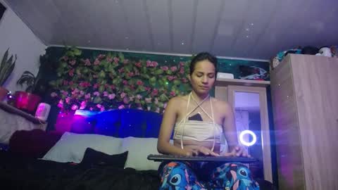 Maritza Ferrer -Samara Beltran online show from 01-22-25, 03:09