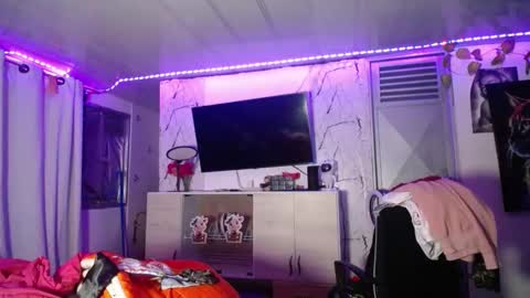 Maritza Ferrer -Samara Beltran online show from 10-23-25, 08:13