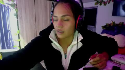 Snapshot of maritza_ferrerr chatting on 05-14-26, 04:41 Maritza Ferrer -Samara Beltran online show from 05-14-26, 04:41