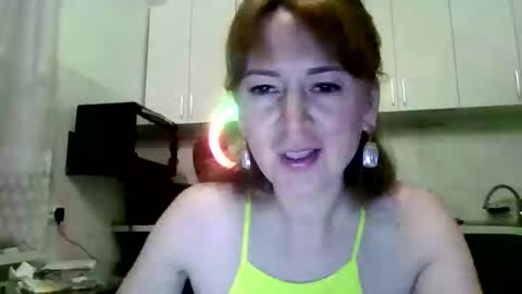 mariza_love359092 online show from 02-09-26, 09:41