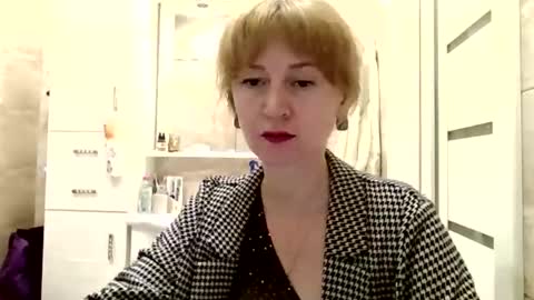 mariza_love359092 online show from 04-27-26, 09:35