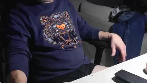 Snapshot of mark50569 chatting on 04-18-26, 01:31 mark50569 online show from 04-18-26, 01:31