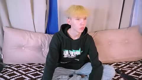 mark_brain online show from 04-28-26, 01:38