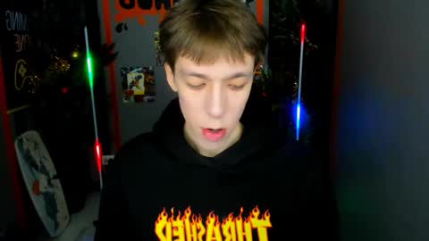 Mark online show from 12-14-25, 11:04